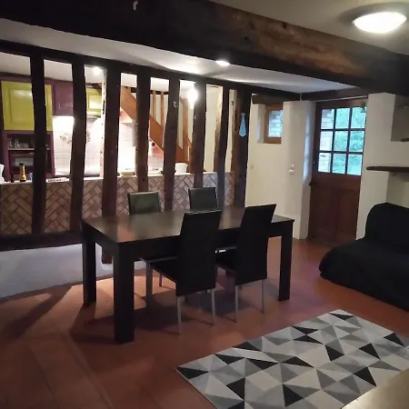 Maison Au Calme Pres Du Mans Σπίτι διακοπών